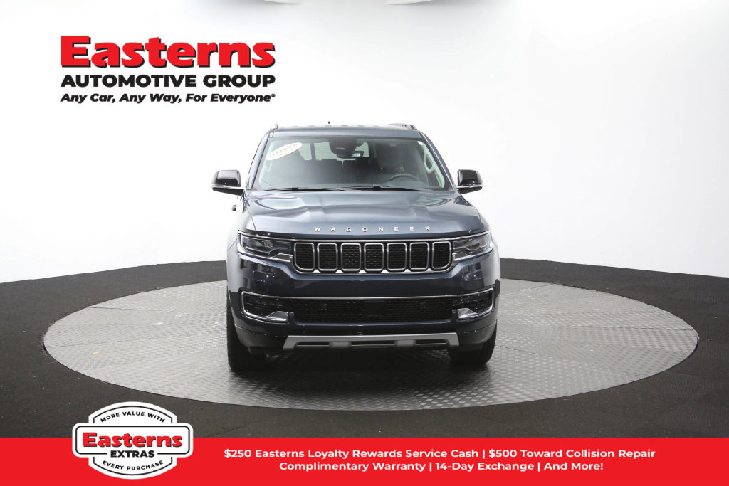 Used 2024 Jeep Wagoneer Series II AWD/4WD image 57