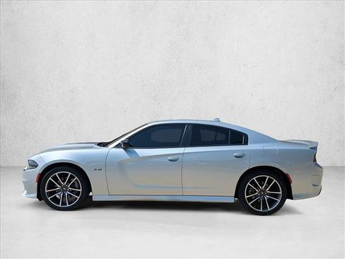 Used 2023 Dodge Charger R/T w/ Plus Group RWD image 9