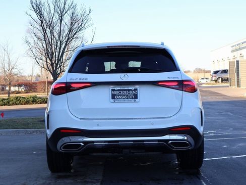 Certified 2026 Mercedes-Benz GLC 300 GLC 300 image 6