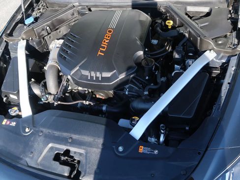 Used 2018 Kia Stinger GT2 image 45