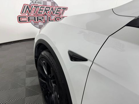 Used 2020 Tesla Model Y Long Range AWD/4WD image 22