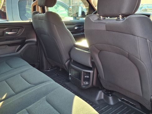 Used 2019 RAM 1500 Tradesman AWD/4WD image 10