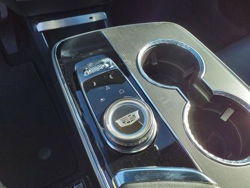 New 2025 Cadillac Lyriq Sport image 25