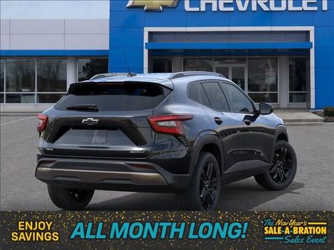 New 2026 Chevrolet Trax ACTIV w/ Sunroof Package image 4