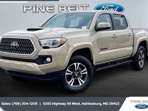 Used 2019 Toyota Tacoma TRD Sport w/ Technology Package image 10