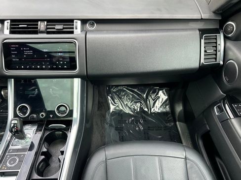 Used 2021 Land Rover Range Rover Sport HSE Silver Edition image 31