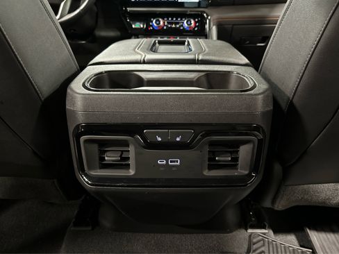 Used 2022 GMC Sierra 1500 AT4 image 40