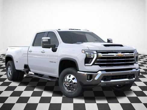 New 2026 Chevrolet Silverado 3500 LTZ AWD/4WD image 7
