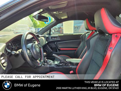 Used 2019 Toyota 86 RWD image 23