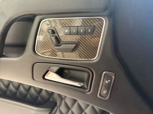 Used 2016 Mercedes-Benz G 65 AMG 4MATIC image 27