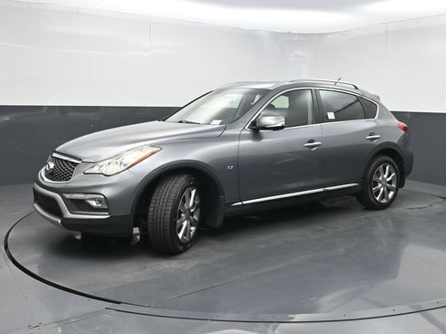 Used 2017 INFINITI QX50 2WD w/ Premium Plus Package image 18