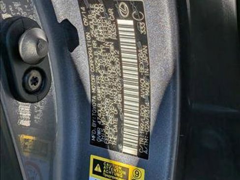 Used 2015 Lexus ES 300h w/ Navigation System Package image 15