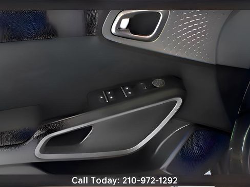 Used 2024 Kia Soul LX w/ Option Group 015 image 24