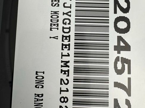 Used 2021 Tesla Model Y Long Range image 21