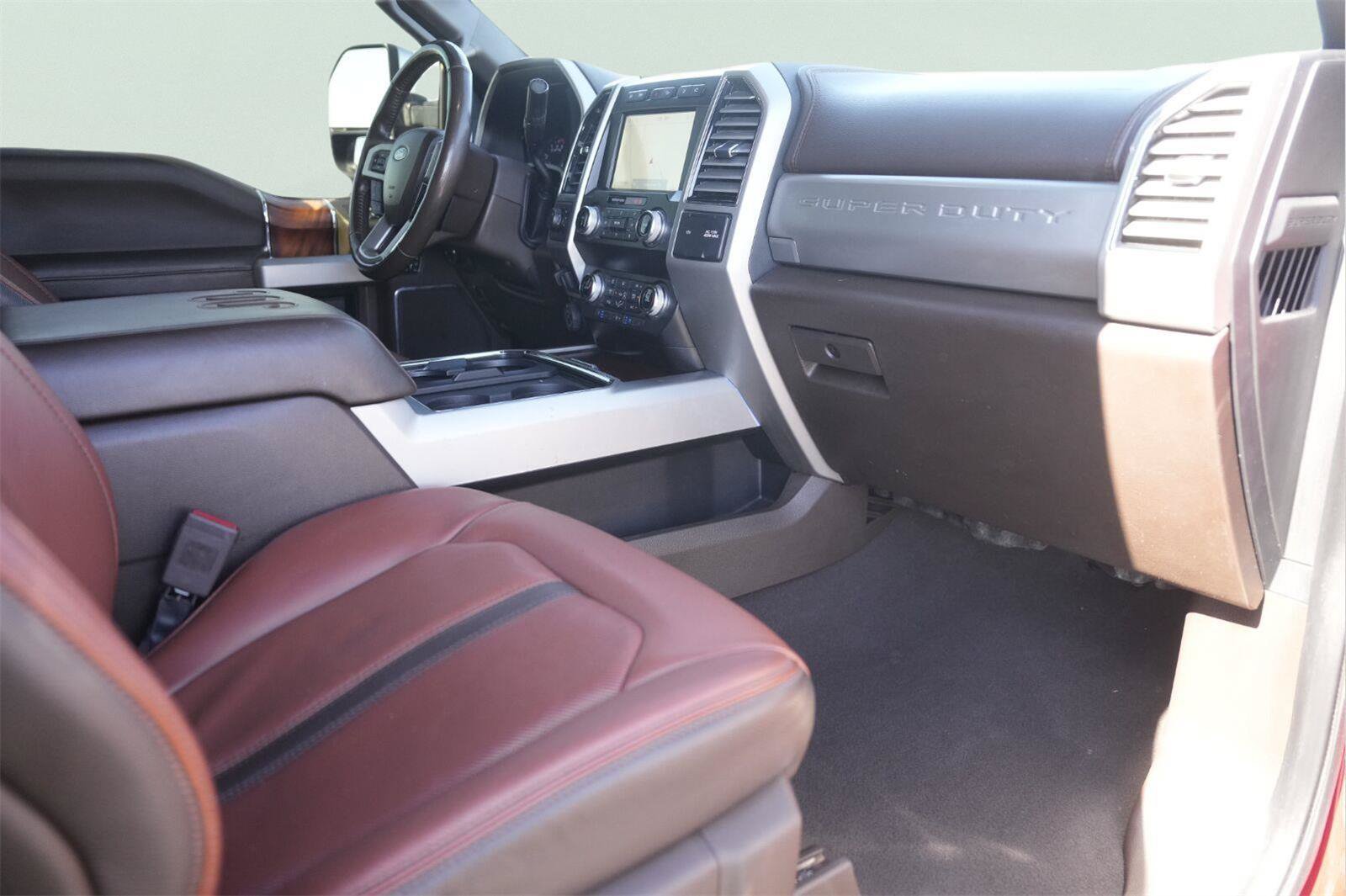 Used 2021 Ford F350 King Ranch w/ King Ranch Ultimate Package AWD/4WD image 18