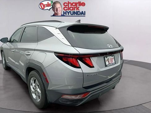 Used 2024 Hyundai Tucson SEL FWD image 2