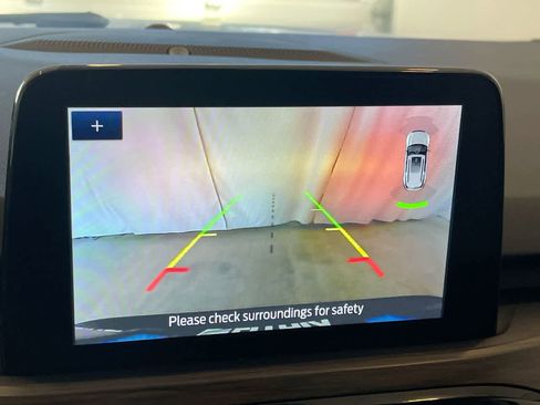 Used 2020 Ford Escape Titanium image 17