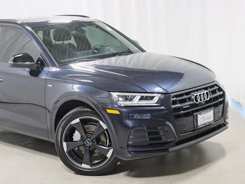 Used 2019 Audi Q5 2.0T AWD/4WD image 2