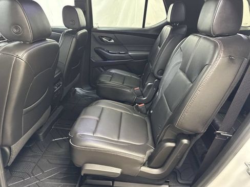 Certified 2023 Chevrolet Traverse RS w/ LPO, Floor Liner Package AWD/4WD image 12