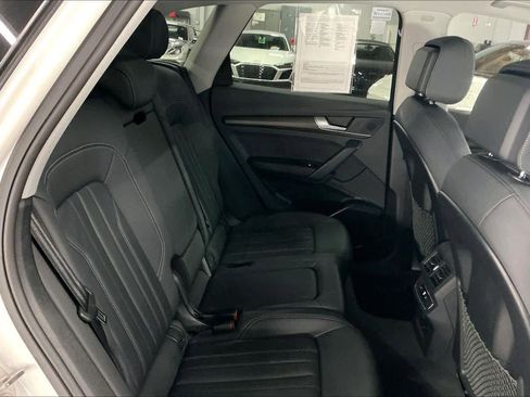 Used 2023 Audi Q5 2.0T Premium w/ Convenience Package image 29