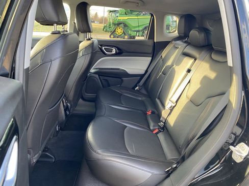 Used 2022 Jeep Compass Limited image 28