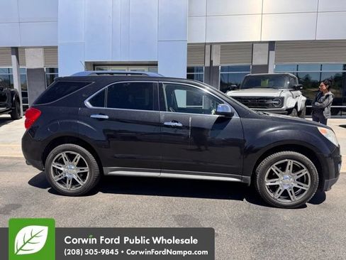 Used 2011 Chevrolet Equinox LTZ AWD/4WD image 4