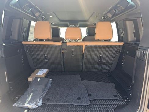 New 2026 Land Rover Defender 110 S AWD/4WD image 18