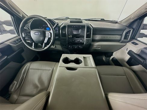 Used 2018 Ford F350 XL w/ Power Equipment Group image 10