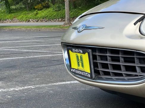 Used 2000 Chrysler Concorde LX FWD image 16