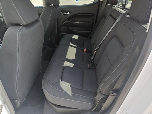 Used 2022 Chevrolet Colorado LT w/ LT Convenience Package image 26