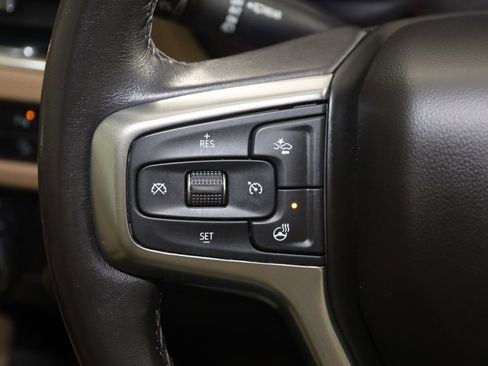 Used 2021 Chevrolet Tahoe Premier w/ Premium Package image 36