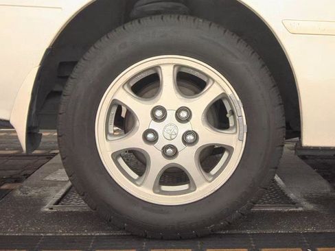 Used 2000 Toyota Solara SE FWD image 8
