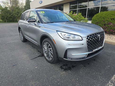 Used 2023 Lincoln Corsair Reserve w/ Equipment Group 201A AWD/4WD image 1