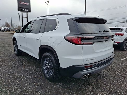 Certified 2025 GMC Acadia Elevation image 4