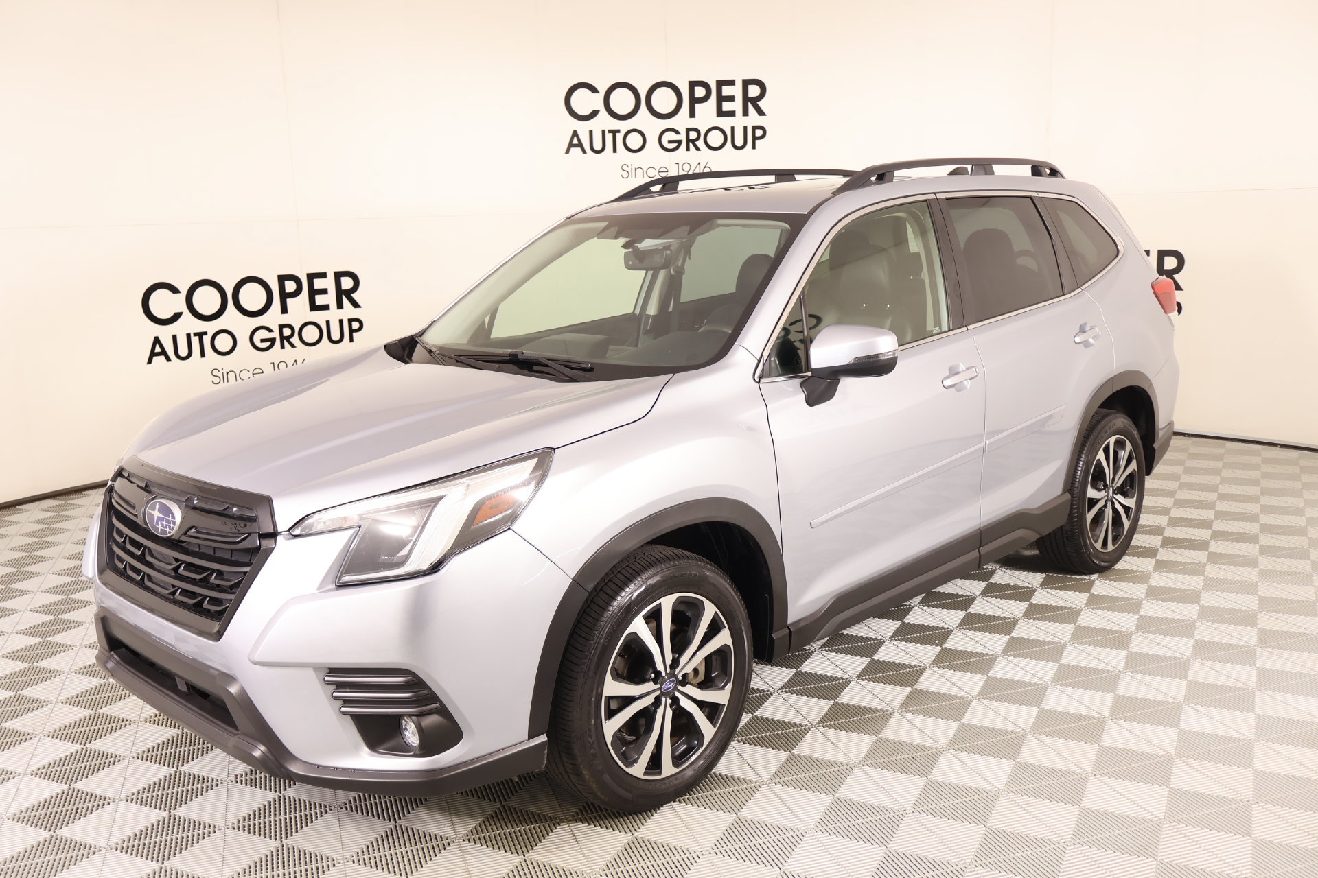 Used 2024 Subaru Forester Limited w/ Convenience Package AWD/4WD image 10