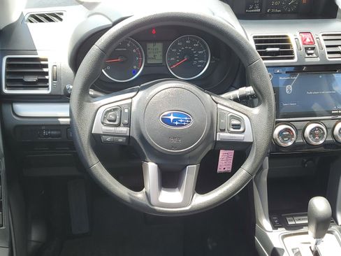 Used 2017 Subaru Forester 2.5i Premium w/ All-Weather Package AWD/4WD image 10