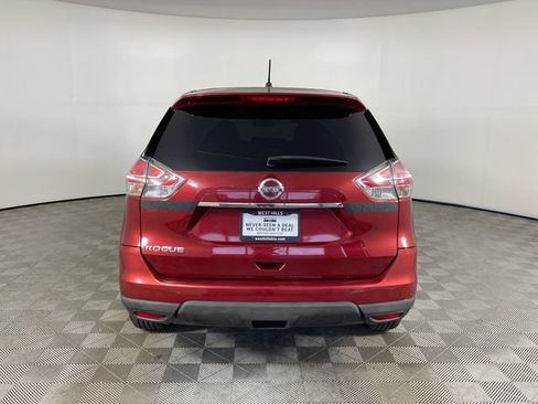 Used 2015 Nissan Rogue S w/ S Family Package FWD image 21