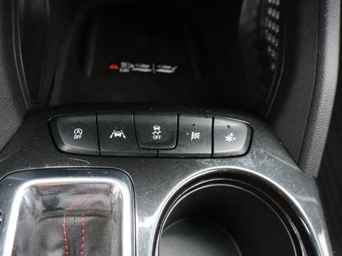 Used 2023 Chevrolet TrailBlazer RS w/ Sun and Liftgate Package image 8