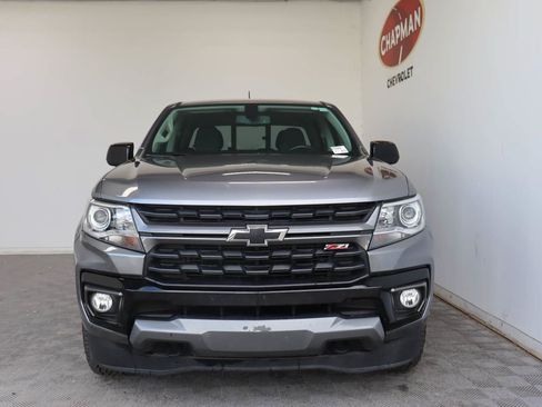 Used 2022 Chevrolet Colorado Z71 RWD image 2