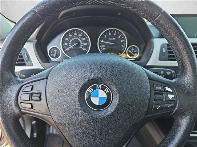 Used 2015 BMW 320i xDrive Sedan AWD/4WD image 10