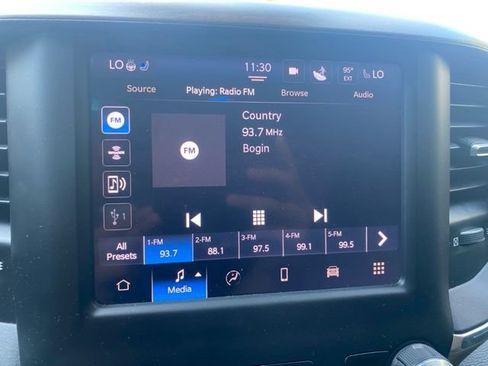 Used 2022 RAM 1500 Laramie RWD image 19
