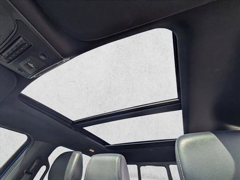 Used 2022 Ford F250 Lariat w/ Tremor Off-Road Package image 15