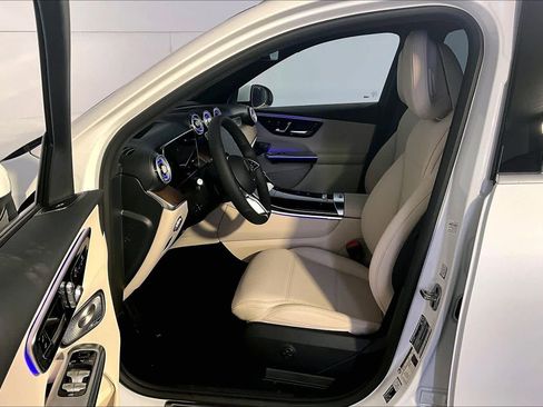 New 2026 Mercedes-Benz GLC 300 4MATIC image 13