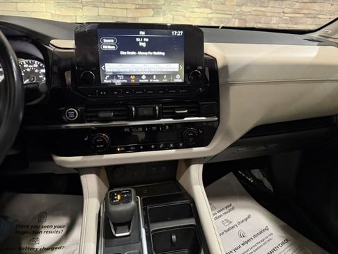 Certified 2023 Nissan Pathfinder SL w/ SL Premium Package image 18