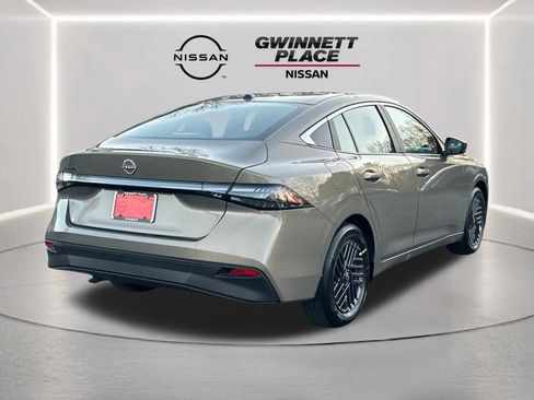 New 2026 Nissan Sentra SV w/ SV Convenience Package FWD image 5
