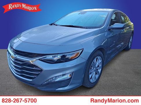 Used 2025 Chevrolet Malibu LT FWD image 1