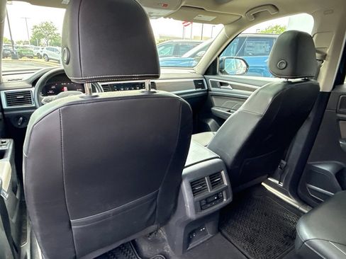 Used 2023 Volkswagen Atlas SE w/ Panoramic Sunroof Package AWD/4WD image 17