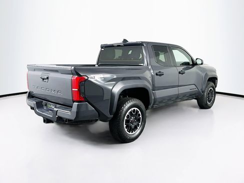 Used 2025 Toyota Tacoma TRD Off-Road image 9