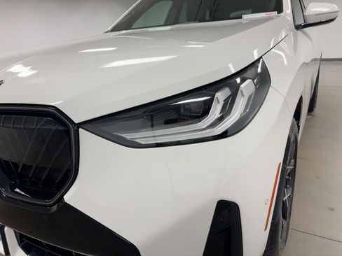 New 2026 BMW X3 xDrive30 w/ M Sport Package image 9