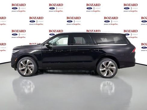 New 2026 Lincoln Navigator L Black Label AWD/4WD image 5